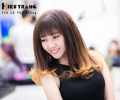 Mẫu uốn cụp tóc dài dành cho những cô nàng quyến rũ